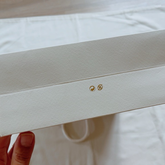 Dior Paper Bag with Dior Charm - Picture 5 of 8